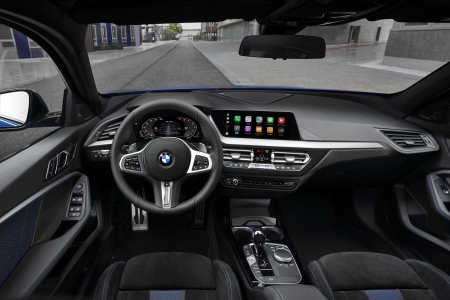 Торпедо BMW M135i xDrive (F40) 2019 года  (WW) (фото 43 из 189)